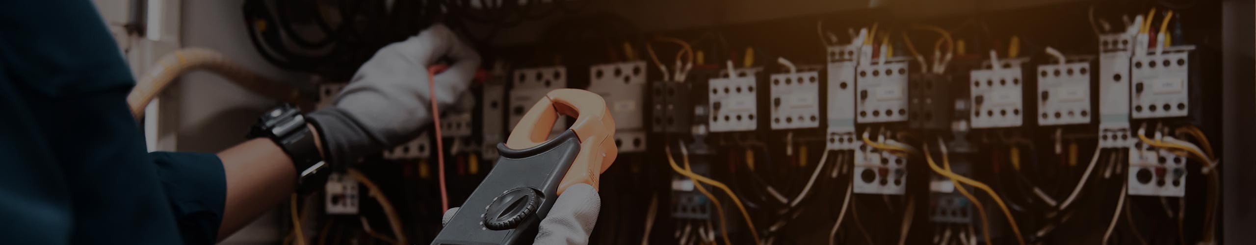 Electrician providing residential electrical services in Delta BC