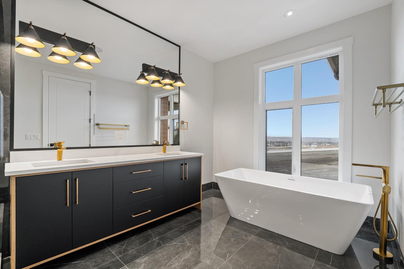 Bathroom Vanity Light Fixture Double Sink - Verde Electrical Ltd