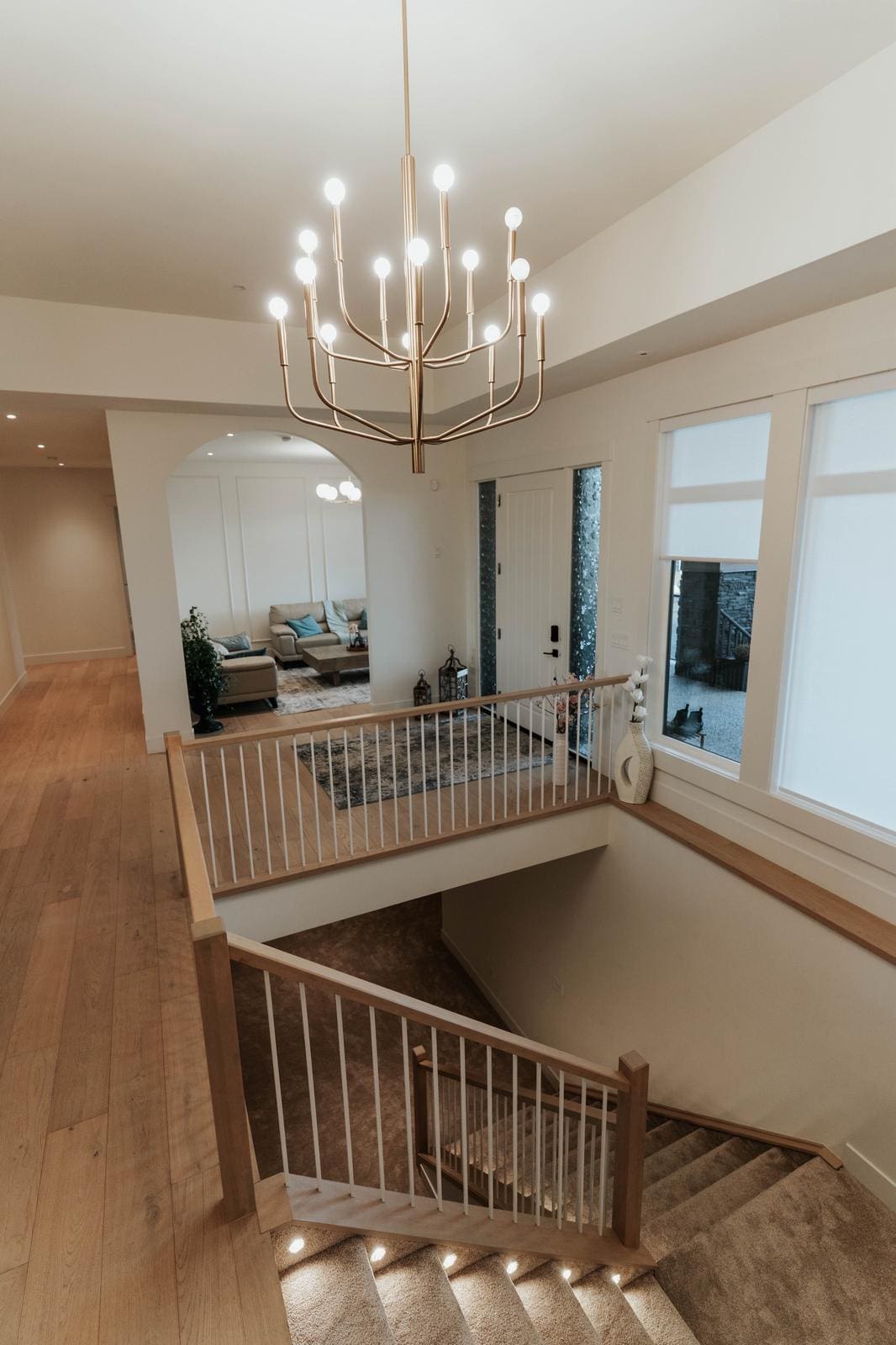 Foyer Modern Chandelier Step Lighting - Verde Electrical Ltd