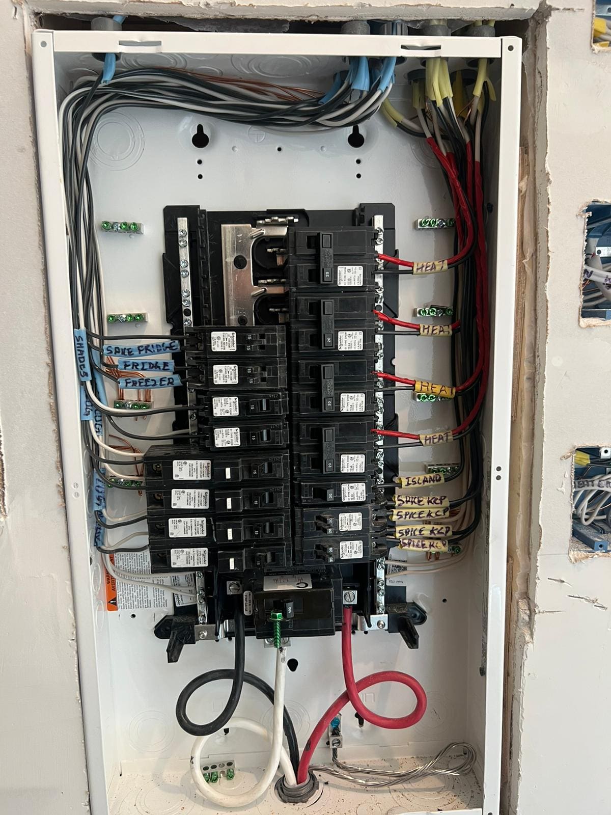 Kitchen Subpanel Labeled Breakers - Verde Electrical Ltd