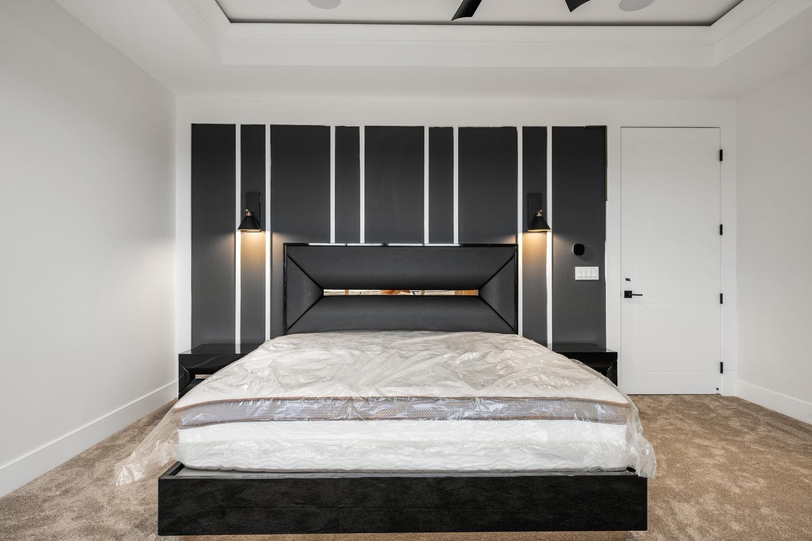 Master Bedroom Wall Sconce Tray Ceiling - Verde Electrical Ltd