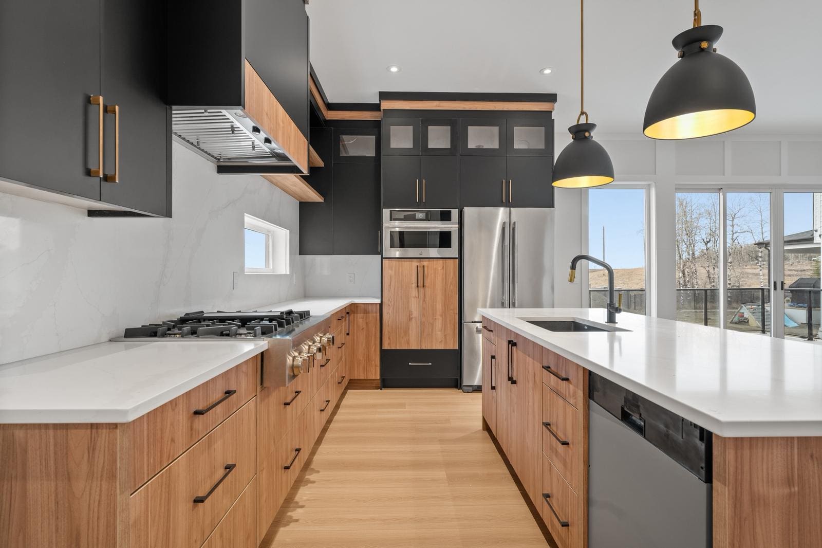 Modern Kitchen Pendant Recessed Lighting - Verde Electrical Ltd